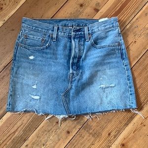 Levis skirt